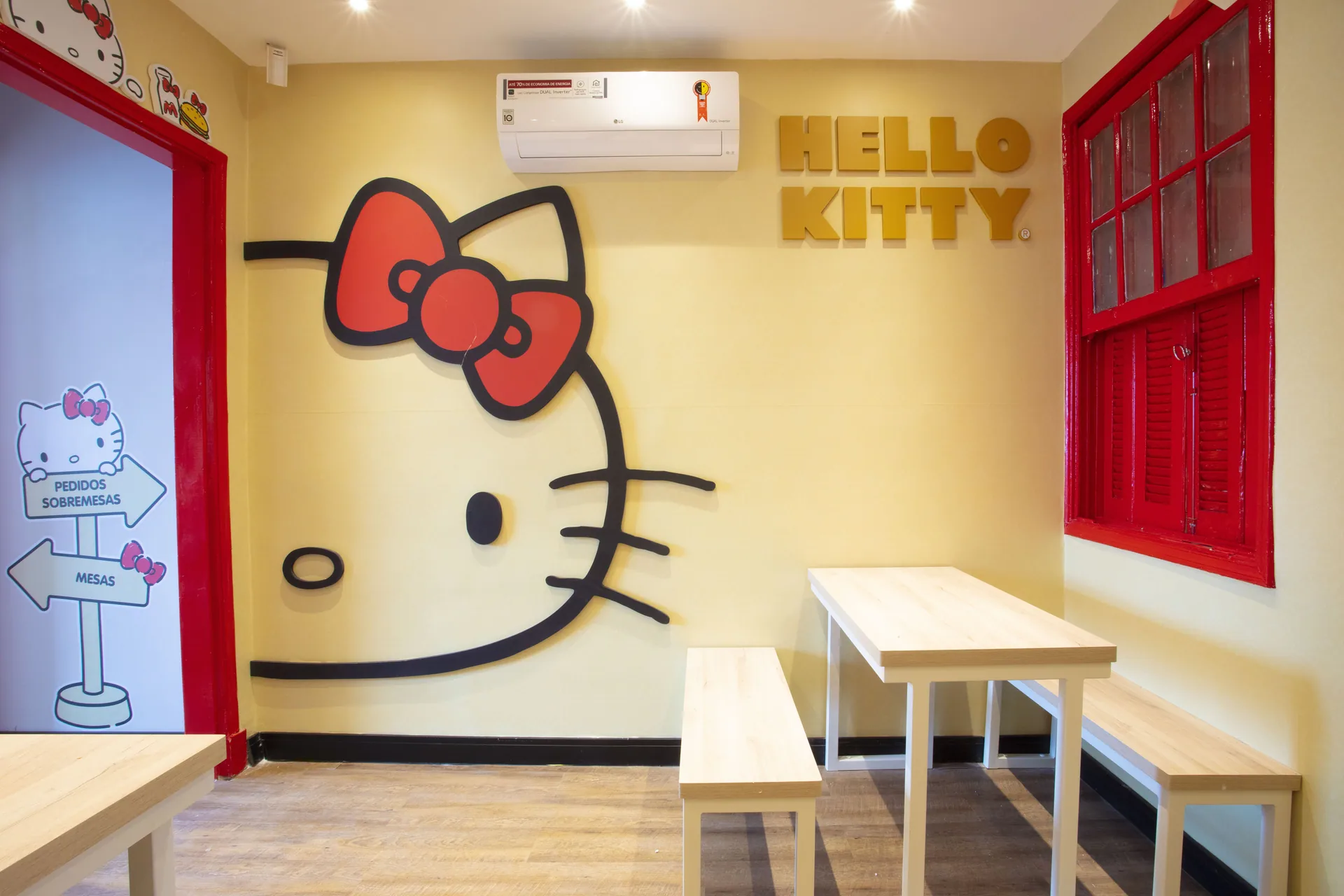 Ambiente do restaurante Eat Asia + Hello Kitty